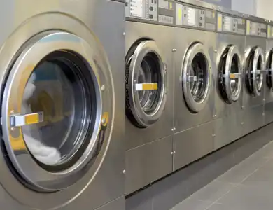 Large Washers At The Laundromat 1200X800